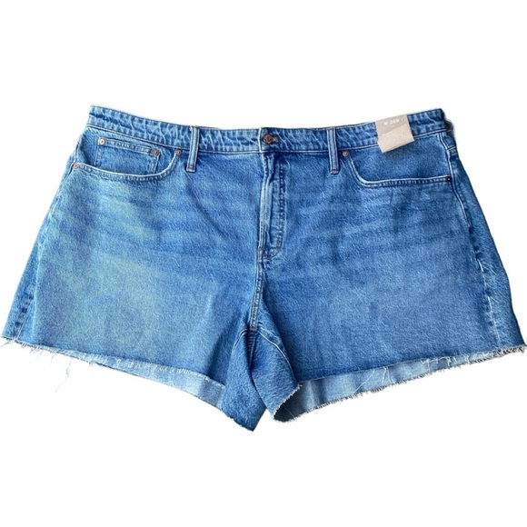 Madewell The Perfect Short Curvy | Size: 26Wide - Picture 1 of 8